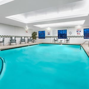 Holiday Inn & Suites Raleigh Cary By Ihg